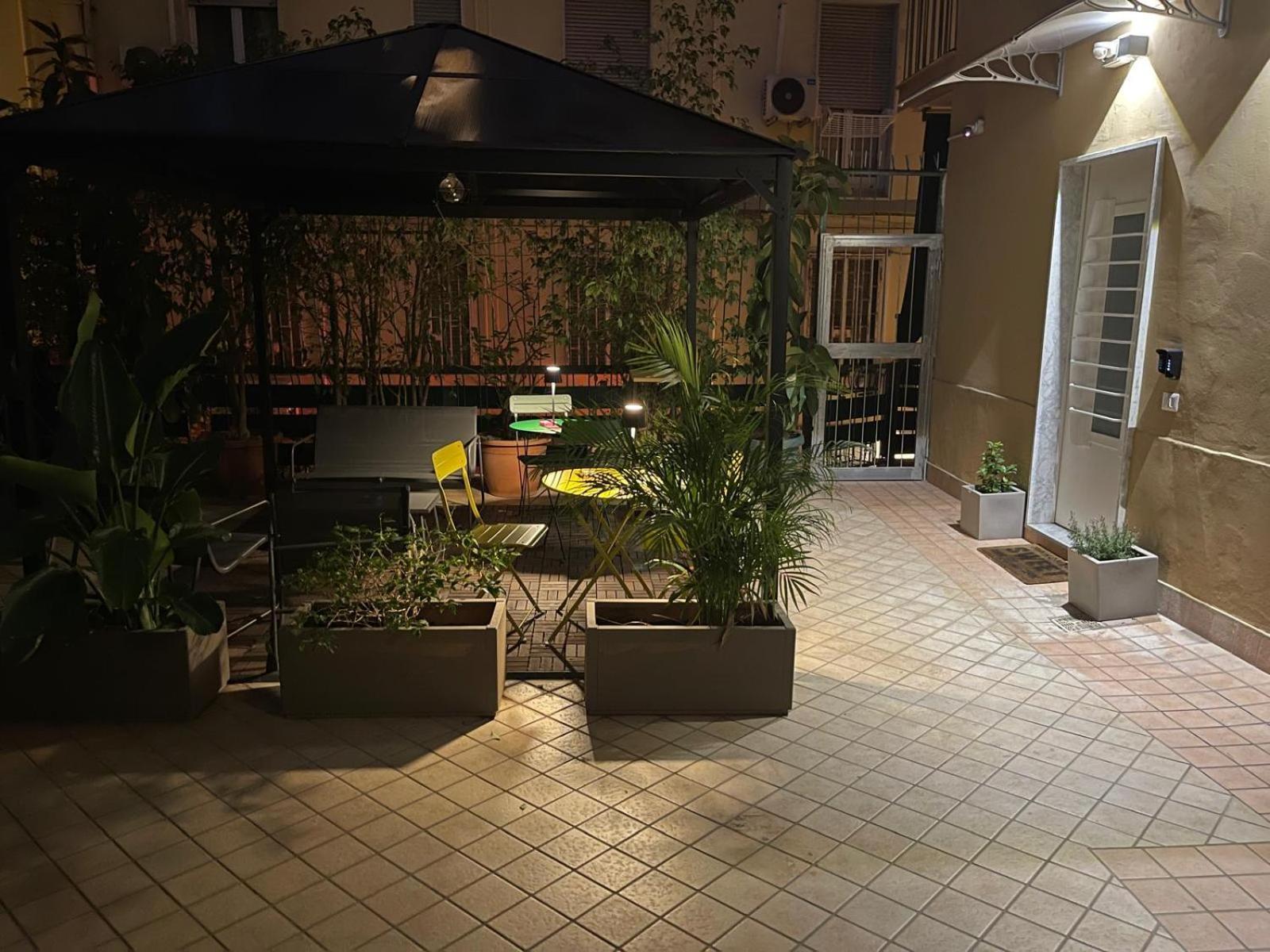 La Casa Di Ily Hotel Napoli Exterior foto